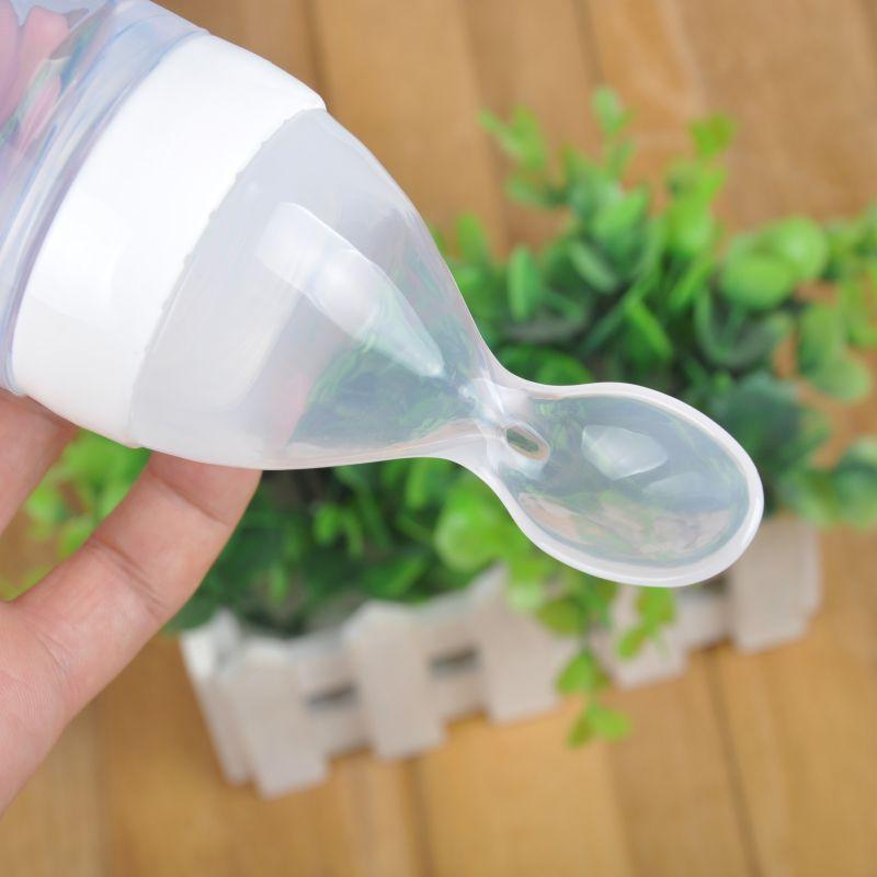 Silicone squeeze-type baby feeding bottle - Image 3
