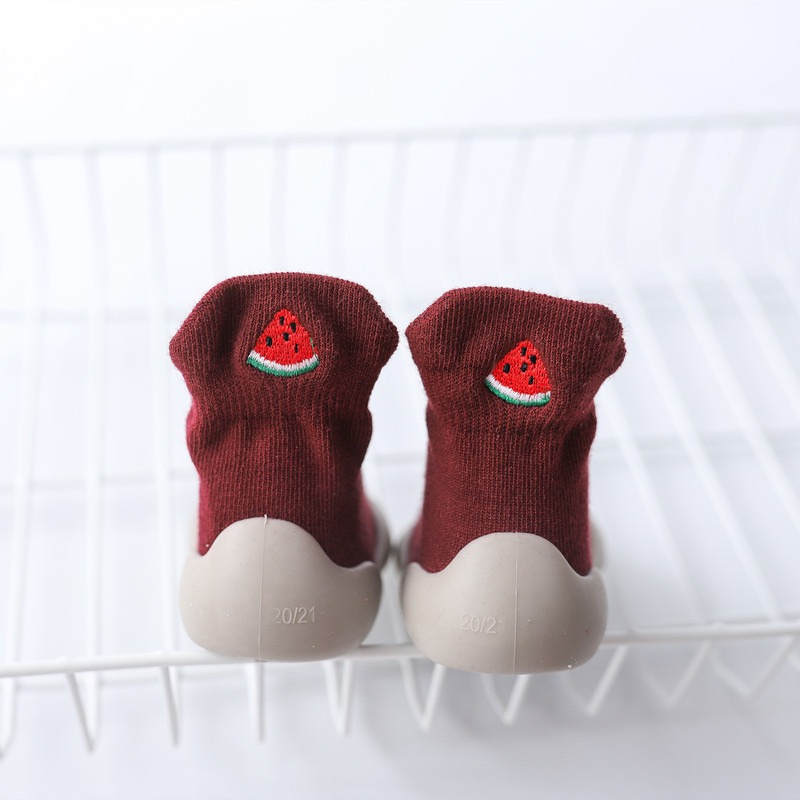 Knitted and embroidered baby floor socks/shoes - Image 2